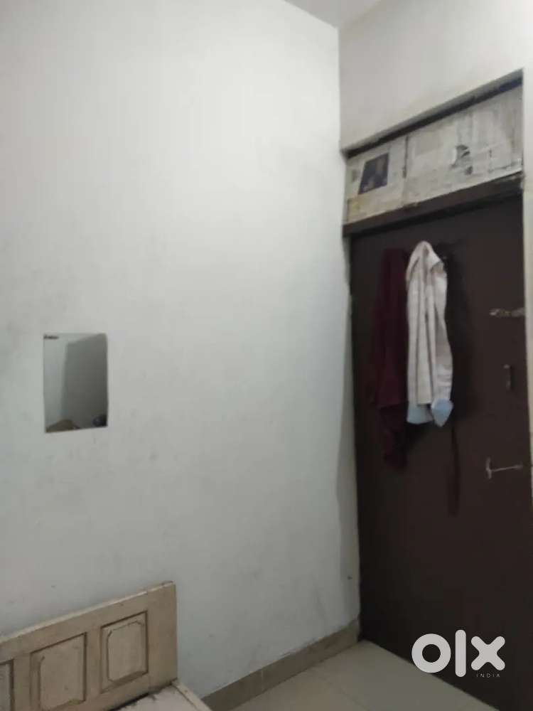 Room fully independent I want Muslim partner
