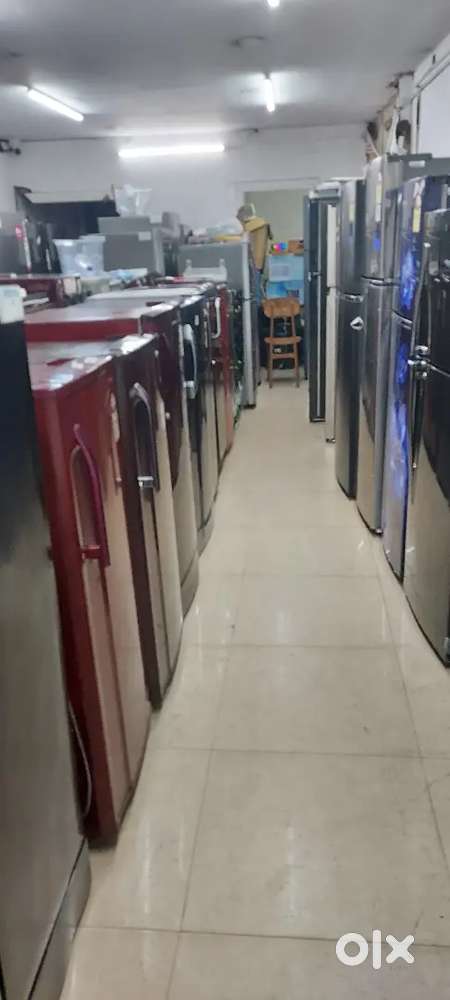 എറണാകുളം നഗരത്തിലെ ഏറ്റവും വലിയ യൂസ്ഡ് ഷോപ് Metro Piller 612 , Kaloor