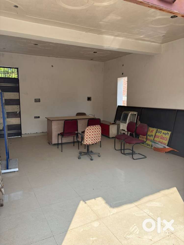 Shop for Rent (Deva Road)