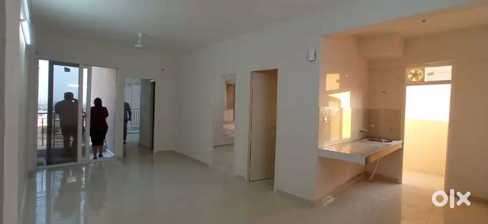 2bhk flat for rent in Gurgaon near Rajiv Chowk Cyber City Honda Chowk