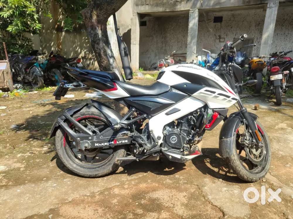 Bajan ns 200 koi kam.ni gadi mai fresh gadi