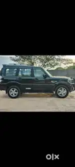 Mahindra Scorpio S10 7 Seater, 2017, Diesel