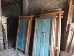Hamare yahan chhote bade darvaje milte Hain sabhi size available.