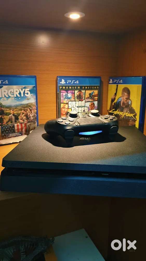 PS4 SLIM 1 TB