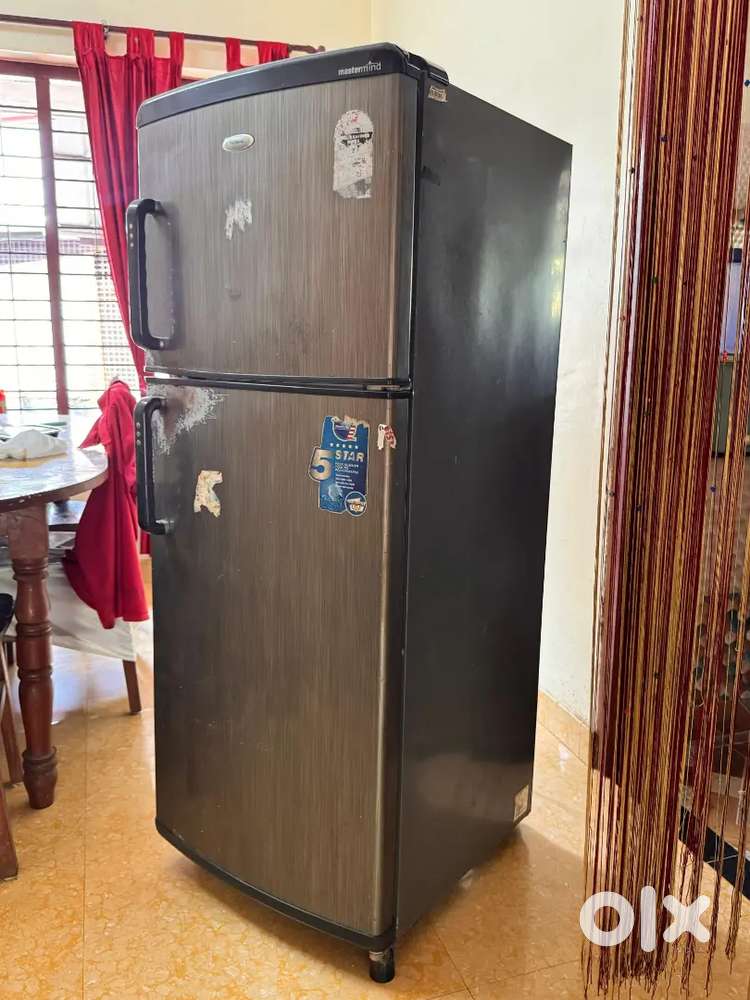 Whirlpool Mastermind 230L Double Door refrigerator