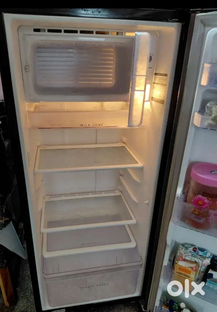 Fridge/ Refrigerattor- Single Door- 11000