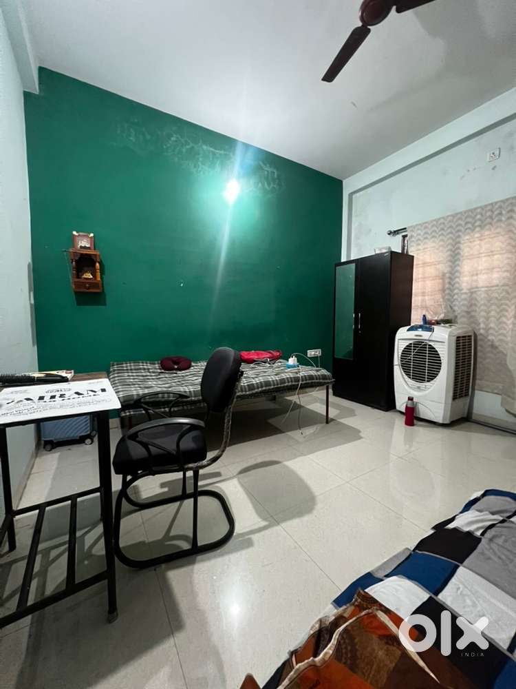 1RK For Rent Near Bangali square
