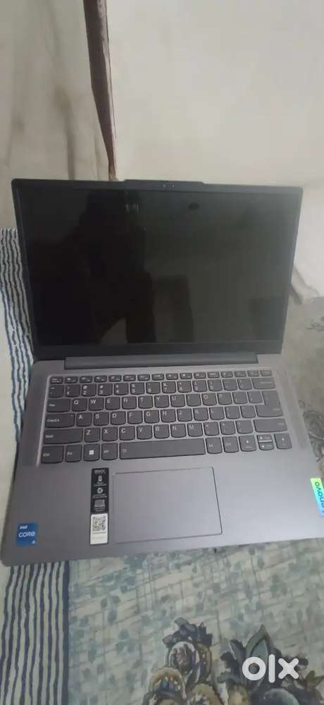 Laptop (Lenevo)