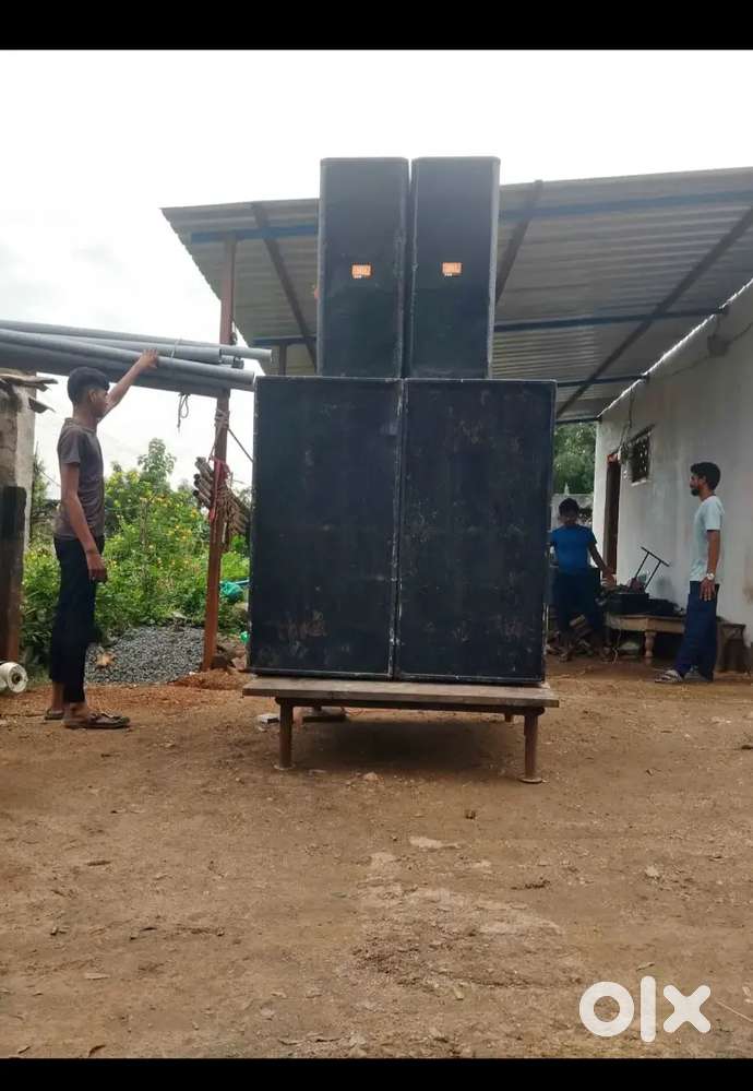 Dj basses &tops.. final rate neat condition