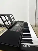 Casio CT-X700 with case