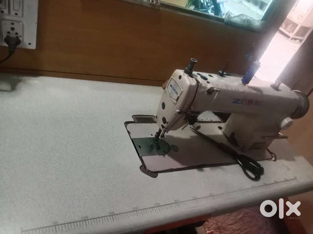 Zoje sewing machine