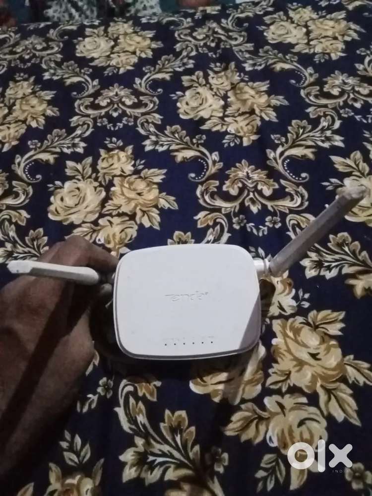 Tenda wifi router
