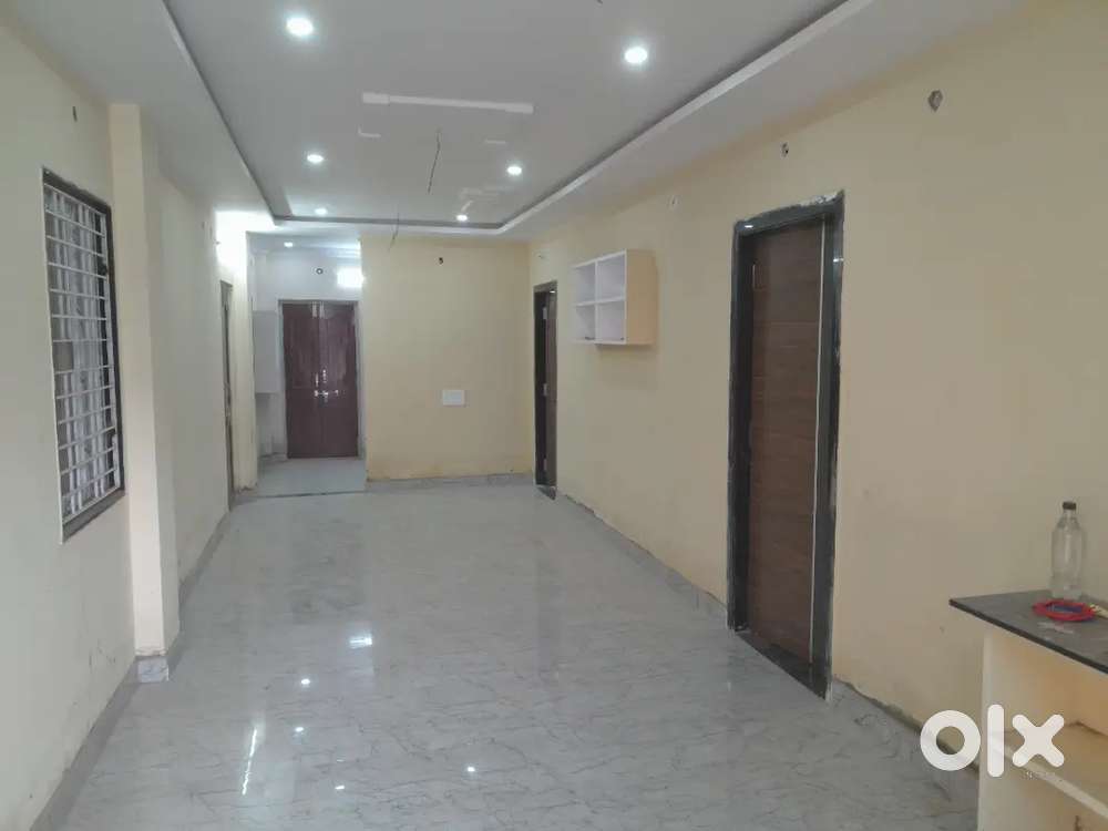 Kanuru G+1 క్రింద 2BHK పైన 2BHK house for sale