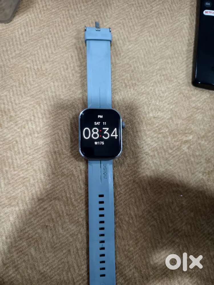Noise color fit 5 pro smartwatch