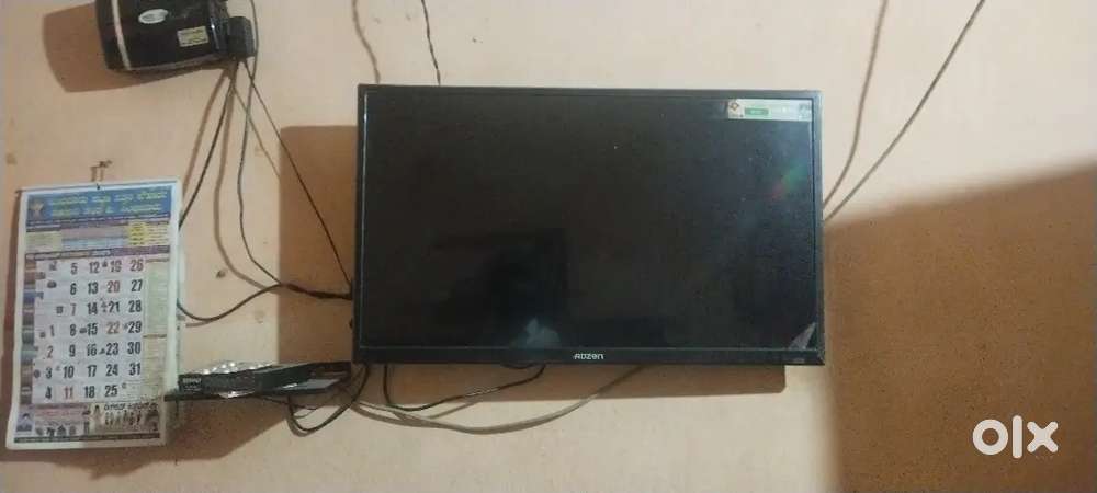Adzen company tv 32inch