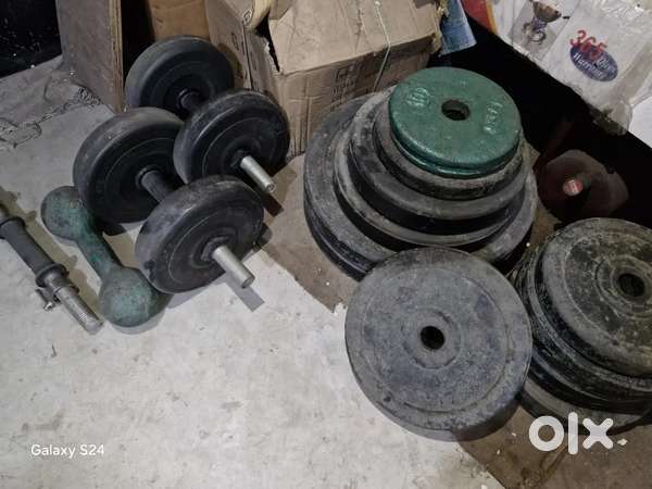 Full 65kg dumbbells set and bench only 5500
