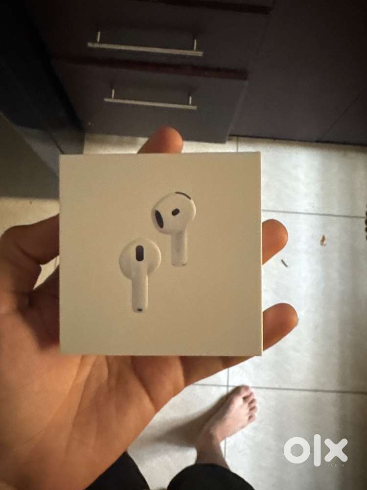 Apple airpods 4 ANC (sealed pack)