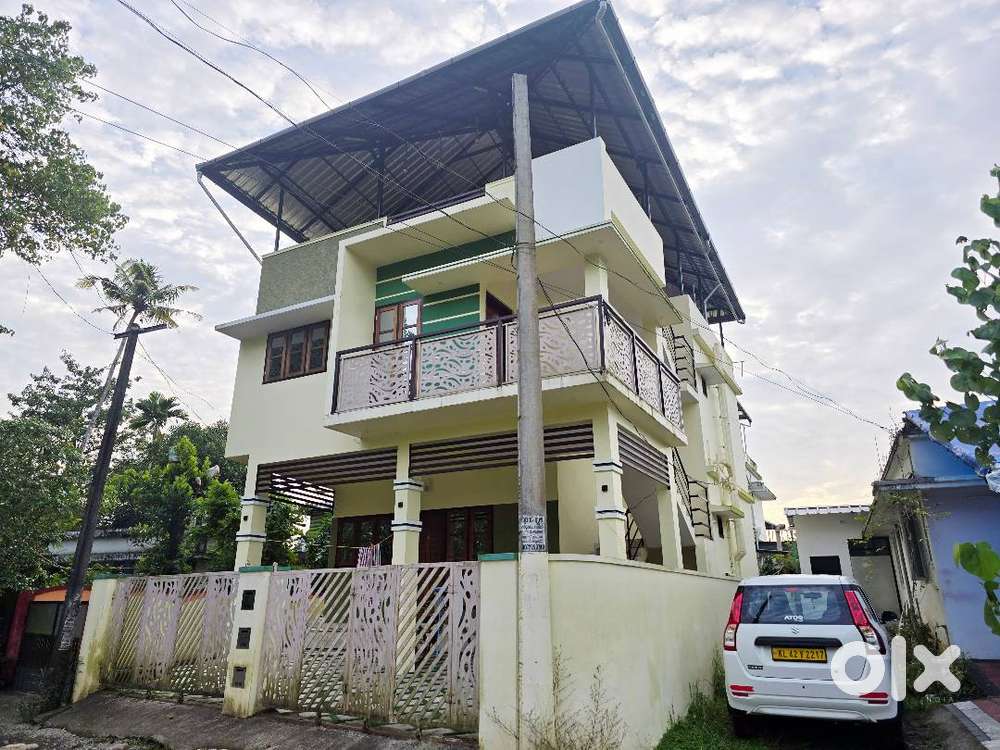 2BHK Apartment for Rent – Koonammavu, Near Kongorpilly Route