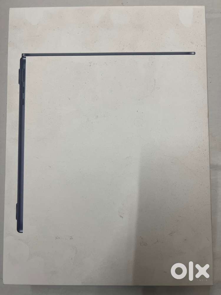 Macbook air 13 inc 8Gb unified memory