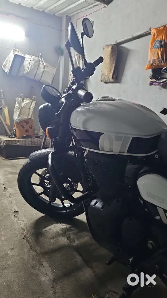 Hunter 350 2024 rebel blue