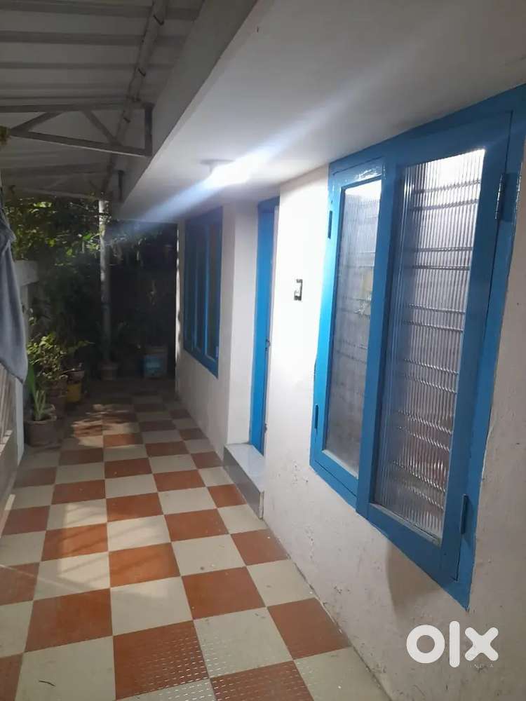 Room sharing only for Womens,Girls