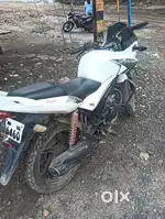 Bilkul fresh gadi hai koi dikkat nhi hai ek rupay ka kaam nhi hai dire