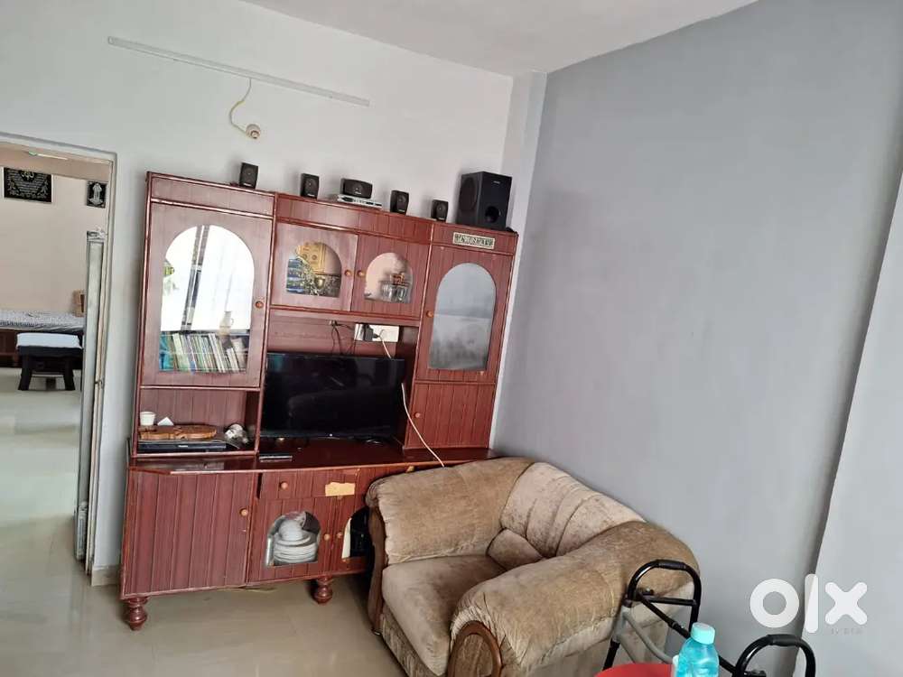 2 BHK Flat Mithanagar Negotiable