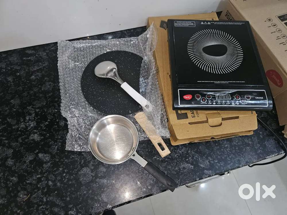 1 Pigeon Induction 1800W, 700 ML Tea Pan, Non-Stick Tawa, 1 Spatula