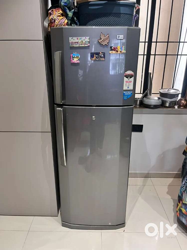 LG FRIDGE 260 LITRE