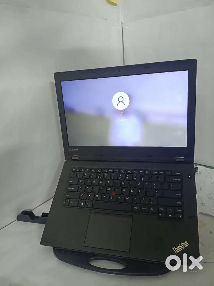 Lenovo ThinkPad 4gbram i5-4210M,  Intel (R) Hd Graphics4600