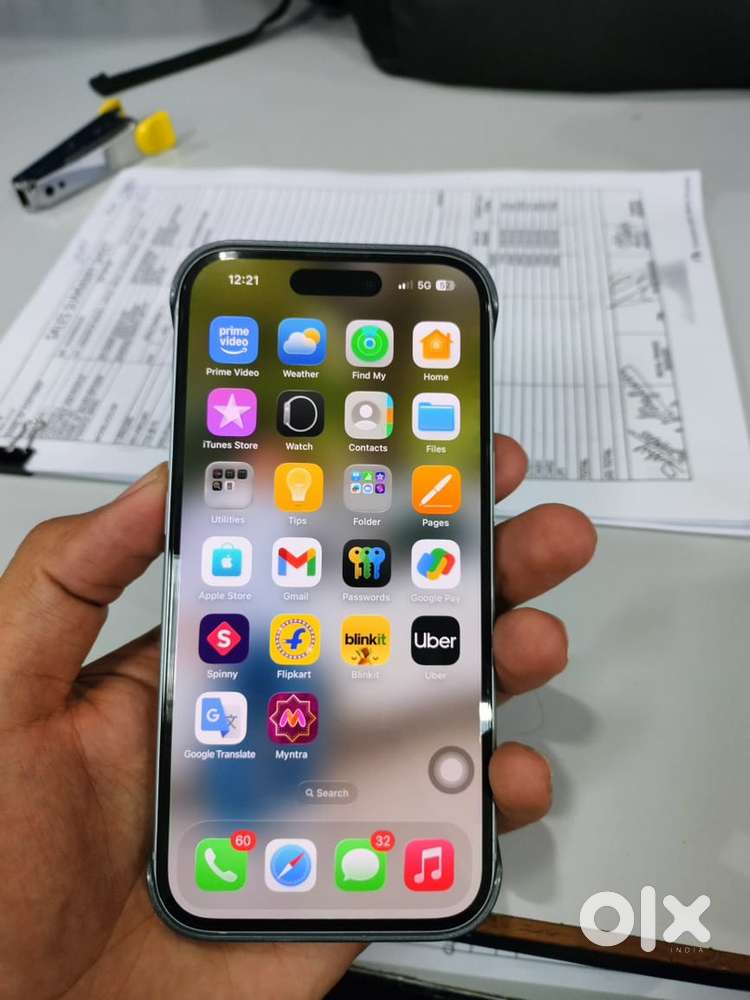 Iphone 15_ battery health 98 % & Pro good condition!