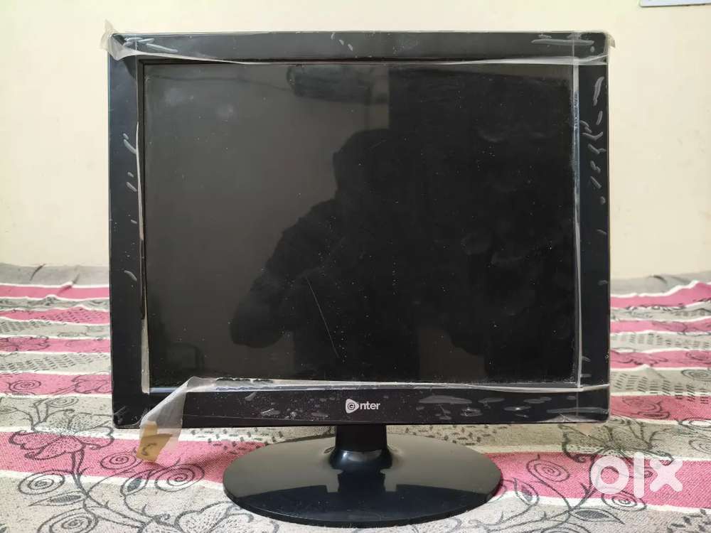 Enter LED Monitor