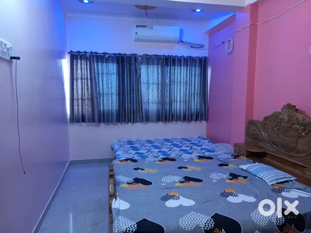 Best house for commercial and business uses