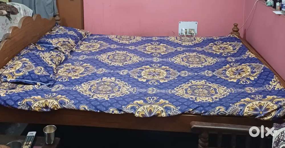 Wooden bed and Sheesham wood sofa set with center table i.e. full set