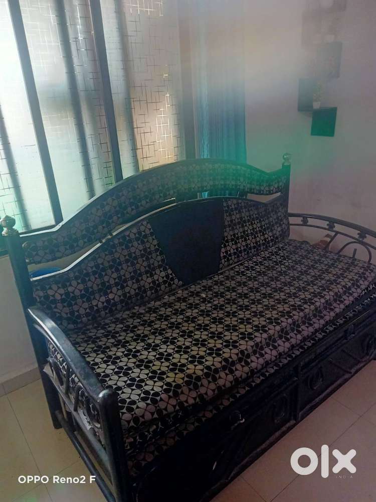 Metal Sofa Cum Bed for Sale – Excellent Condition!