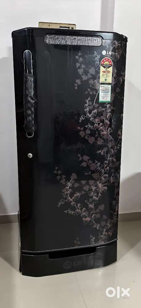 LG 215 litre fridge