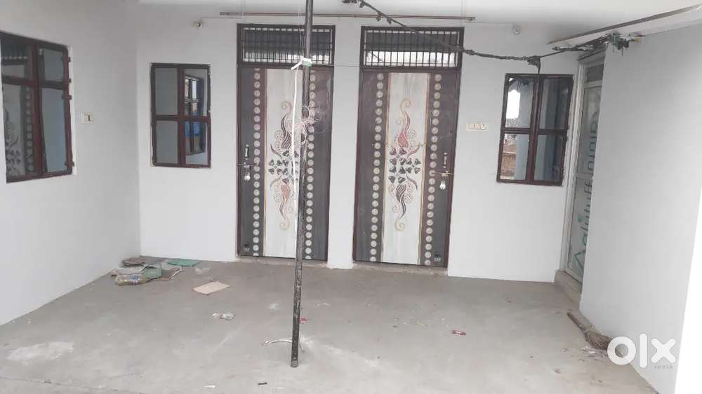 Peaceful environment with park near house