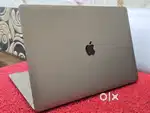Apple Macbook Pro 2020 i9/32gb Ram 512gb SSD 5.5GB Graphics 15inch