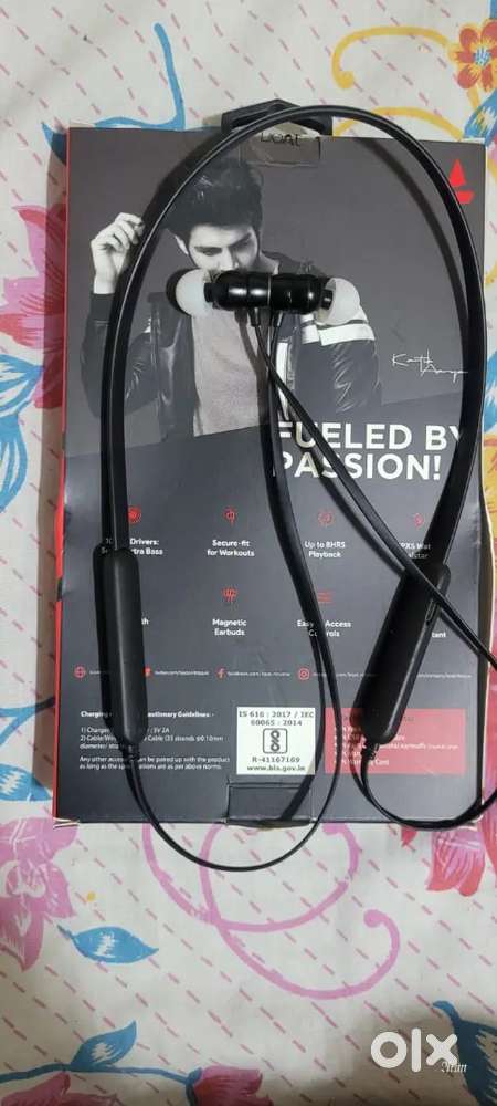 Boat Rockerz 255r Bluetooth Neckband