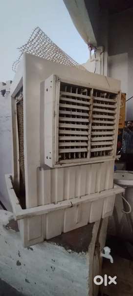 Atul company ka cooler hai 5fit ka hai moter pamp dono working hai