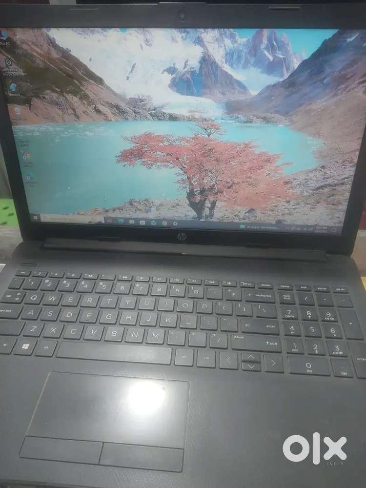 Laptop  window 10 pro 4 gb ram 256 gb storage +  plus 119  storege