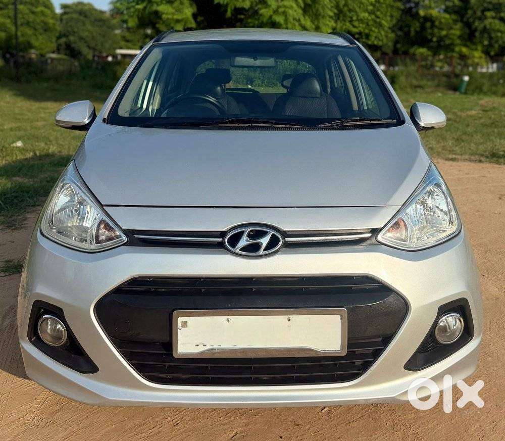 Hyundai Grand i10 2013-2016 AT Asta, 2014, Petrol