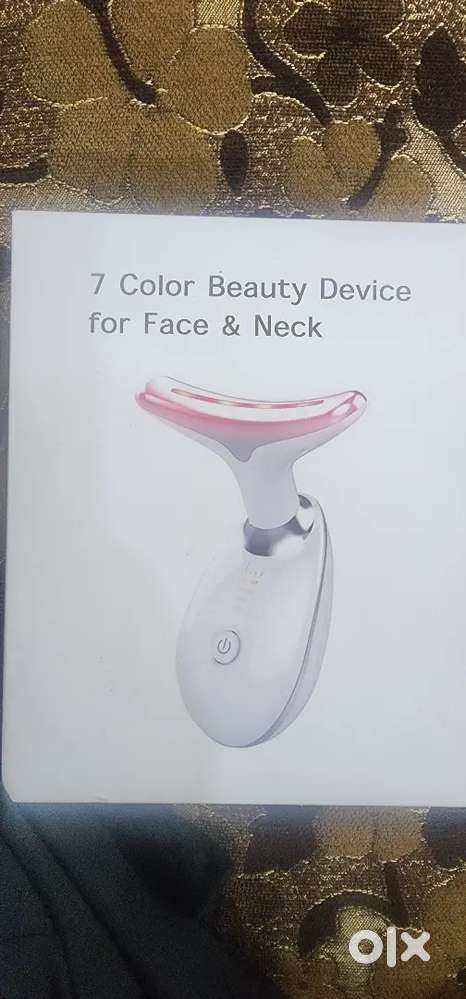 7 color beauty device for face and neck