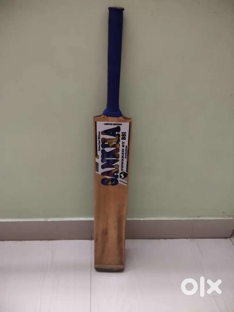Sankha limited edition tennis bat