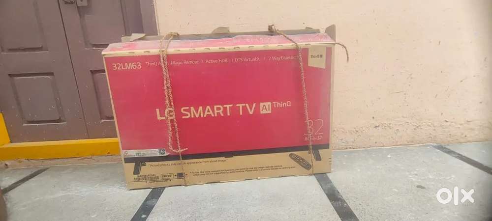 LG SMART TV 32 INCHES