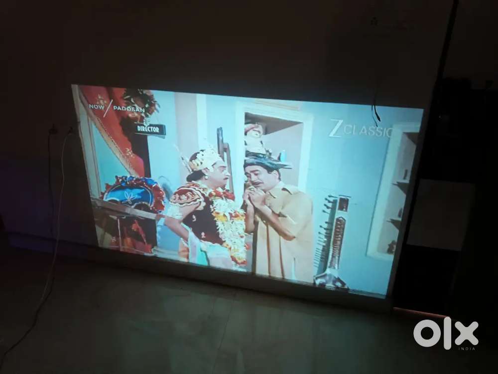 X Electron projector