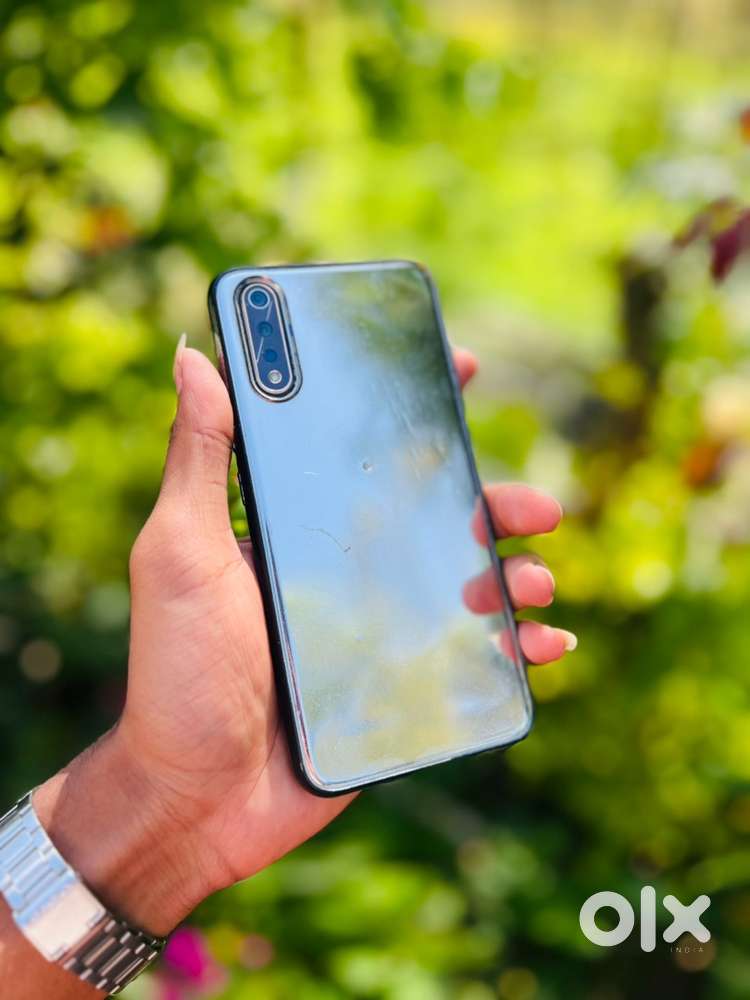 Vivo S1 6/128gb storage