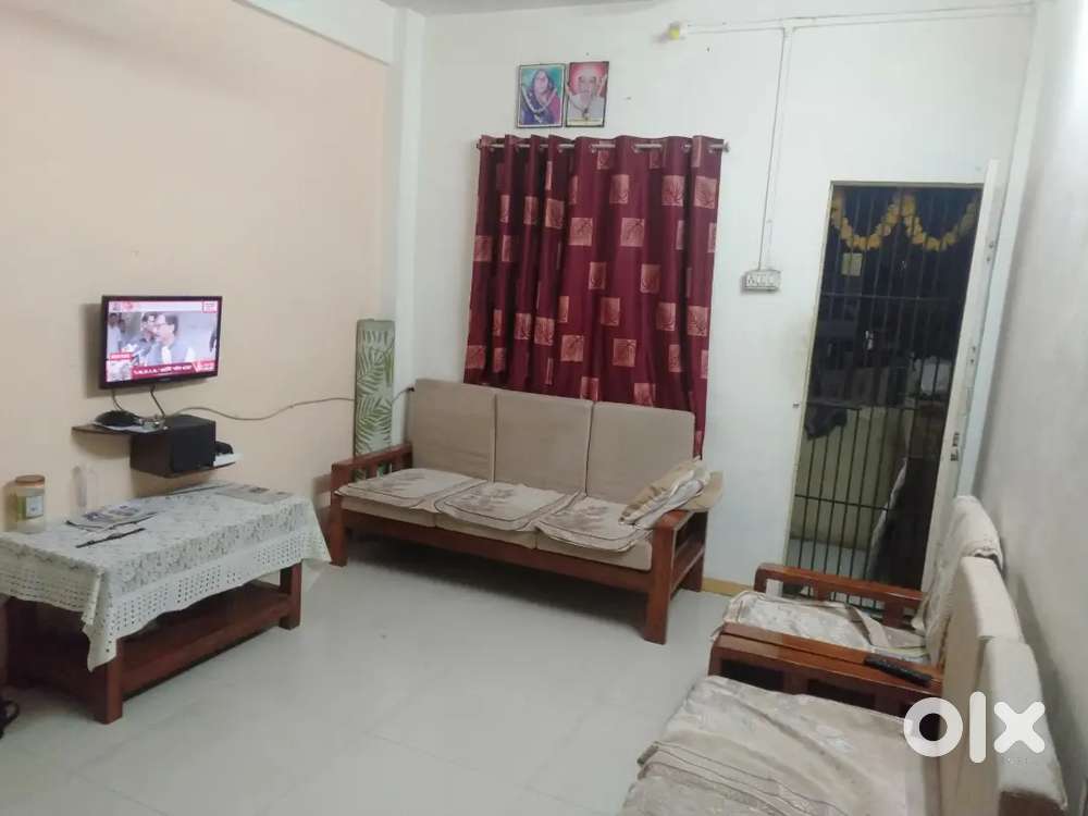 6 Sitter Saagwan Wooden Sofa Set