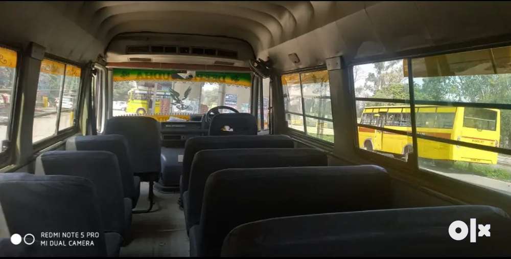 Bus,tempo traveller only seat for sale total 11