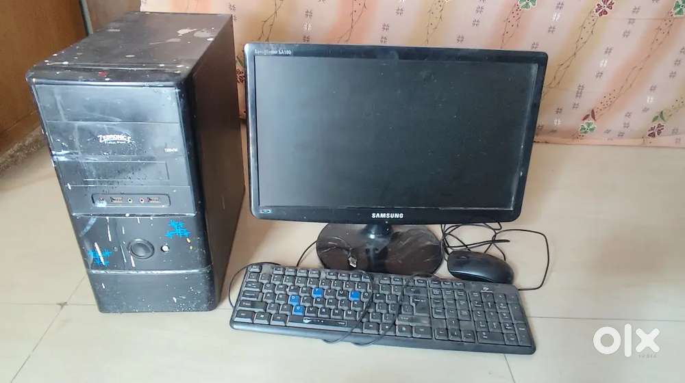 Computer set for sell -  cpu , samsung led , keyboard, mouse